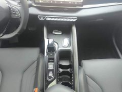 Geely Bingyue L 1.5TD DCT Star Diamond - ფოტო 16