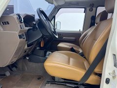 Toyota Land Cruiser (Imported) LC71 2022 4.0L Middle East Version - ფოტო 10