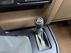 Toyota Land Cruiser (Imported) LC71 2022 4.0L Middle East Version - ფოტო 17