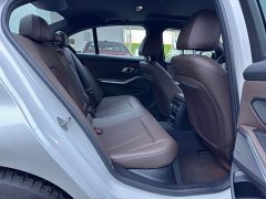 BMW 3 Series 330i M Sport Night Edition Package - ფოტო 15