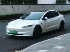 Tesla Model 3 2023 Rear-Wheel Drive - ფოტო 1