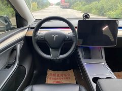 Tesla Model Y Rear-Wheel Drive - ფოტო 15