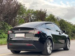 Tesla Model Y Rear-Wheel Drive - ფოტო 7