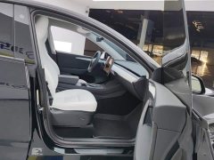 Tesla Model Y 2023 Rear-Wheel Drive - ფოტო 8