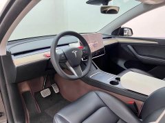 Tesla Model Y 2022 Facelift Rear-Wheel Drive - ფოტო 10