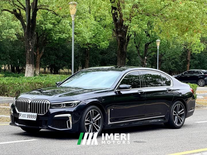 BMW 7 Series 730Li M Sport Package - ავტომობილი ჩინეთიდან