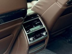 BMW 7 Series 730Li M Sport Package - ფოტო 19