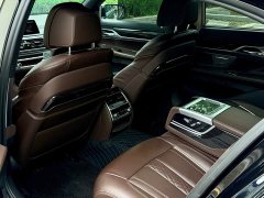 BMW 7 Series 730Li M Sport Package - ფოტო 20