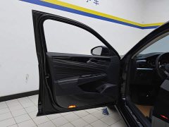 Volkswagen Passat Facelift 330TSI Elite - ფოტო 7