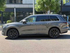 Li Auto ONE Extended Range 6-Seater - ფოტო 7