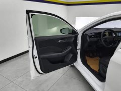 SAIC MG i5 2023 1.5L Manual Comfort Edition - ფოტო 7