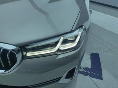 BMW 5 Series 530Li Premier Luxury Package - ფოტო 5