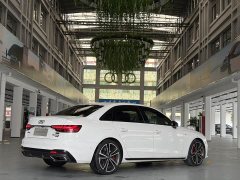 Audi A4L 45 TFSI quattro Dynamic Luxury Edition - ფოტო 8