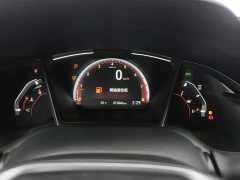 Honda Civic 2021 Hatchback 220 Turbo CVT Trendy Control - ფოტო 14