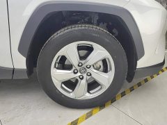 Toyota RAV4 2.0L CVT FWD Fashion Edition - ფოტო 6