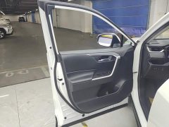 Toyota RAV4 2.0L CVT FWD Fashion Edition - ფოტო 7