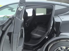 Tesla Model Y Rear-Wheel Drive - ფოტო 11