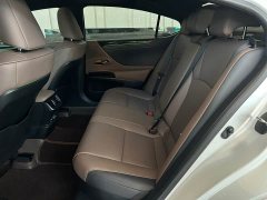 Lexus ES 2022 300h Premium Edition - ფოტო 12