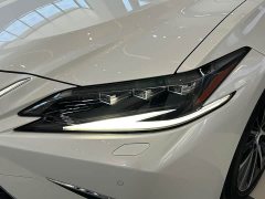 Lexus ES 2022 300h Premium Edition - ფოტო 19