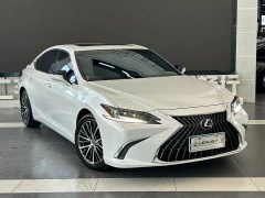 Lexus ES 2022 300h Premium Edition - ფოტო 3