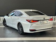 Lexus ES 2022 300h Premium Edition - ფოტო 6