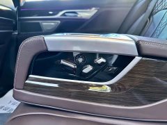 BMW 7 Series 730Li Luxury Package - ფოტო 17