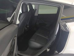 Tesla Model Y Standard Range RWD - ფოტო 11