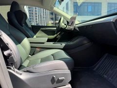Tesla Model Y Long Range All-Wheel Drive - ფოტო 20