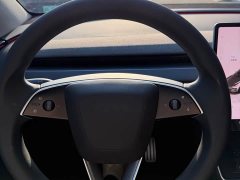 Tesla Model Y Rear-Wheel Drive - ფოტო 14
