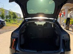Tesla Model Y Rear-Wheel Drive - ფოტო 7