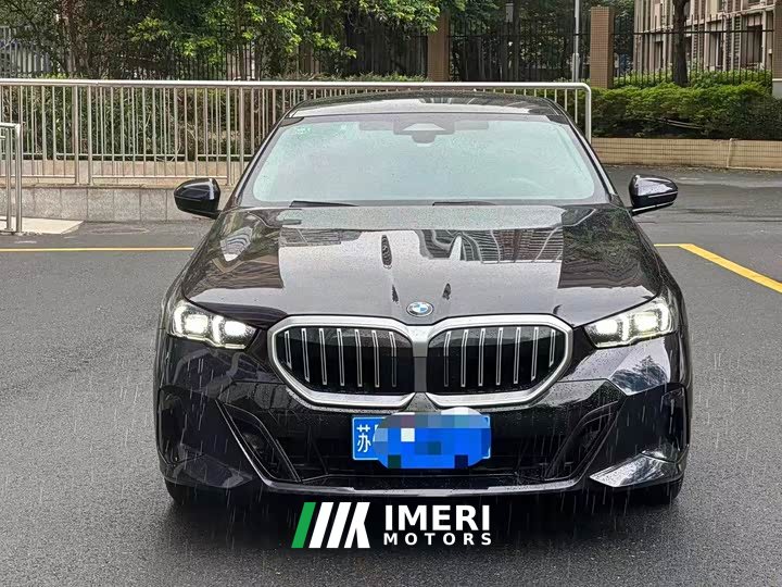 BMW 5 Series (Imported) 2024 525i M Sport Package - ავტომობილი ჩინეთიდან