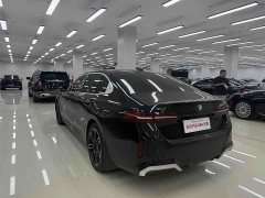 BMW 5 Series 530Li xDrive M Sport Package - ფოტო 5