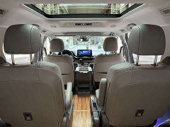Geely Grevias 2.5L Hybrid Premium Plus Edition - ფოტო 11
