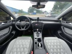 Volkswagen Magotan 2 Million Units Celebration Edition 330TSI DSG Luxury - ფოტო 5