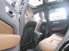 Volvo XC60 B5 AWD Smart Remote Luxury Edition - ფოტო 17
