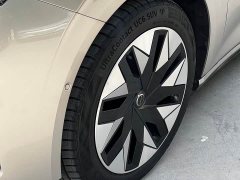 Volvo EM90 2025 Ultra Six-Seater - ფოტო 11