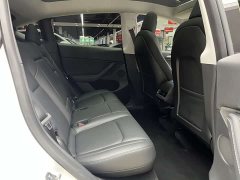 Tesla Model Y Long Range All-Wheel Drive - ფოტო 18