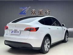 Tesla Model Y Long Range All-Wheel Drive - ფოტო 5