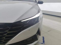 Hyundai Elantra 1.5L CVT Luxury - ფოტო 5