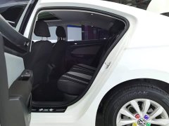 Volkswagen Bora 1.5L Automatic Comfort Limited Edition - ფოტო 11