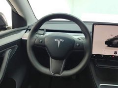 Tesla Model Y Rear-Wheel Drive - ფოტო 15