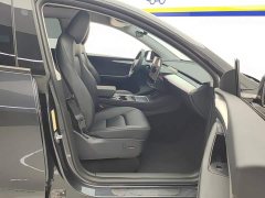 Tesla Model Y Rear-Wheel Drive - ფოტო 8