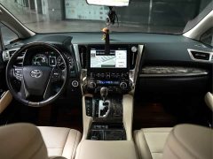 Toyota Alphard Hybrid 2.5L Premium Edition - ფოტო 12