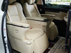 Toyota Alphard Hybrid 2.5L Premium Edition - ფოტო 20