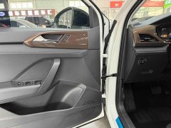 Volkswagen Touareg 280TSI FWD Luxury Edition - ფოტო 9