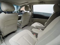 Buick GL8 Land Business Class 652T Comfort - ფოტო 13