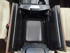 Toyota HIACE 2023 3.5L Automatic - ფოტო 12