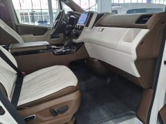 Toyota HIACE 2023 3.5L Automatic - ფოტო 14