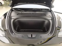 Tesla Model Y Long Range All-Wheel Drive - ფოტო 10