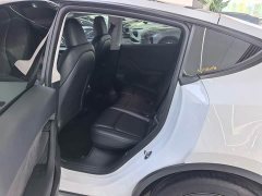 Tesla Model Y Rear-Wheel Drive - ფოტო 9